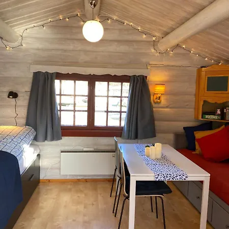 桑德维肯露营酒店 4*