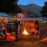 Parque de vacaciones Sandviken 4*